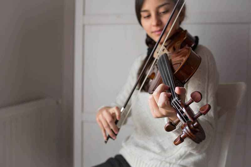 Online Violin Lessons - Sage Music | Piano, Voice, Guitar Lessons & More  Music Lessons Online